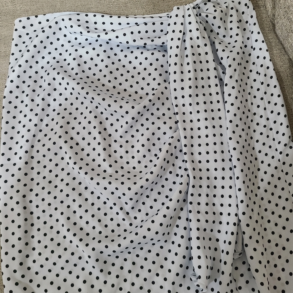 *2/$22* *NWOT* Who What Wear skirt - Picture 2 of 4